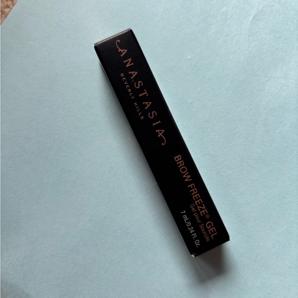 Anastasia Beverly Hills Brow Freeze Gel in Black Packaging